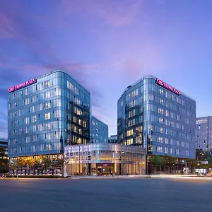 Hotel Crowne Plaza Hongqiao By Ihg, Shanghai