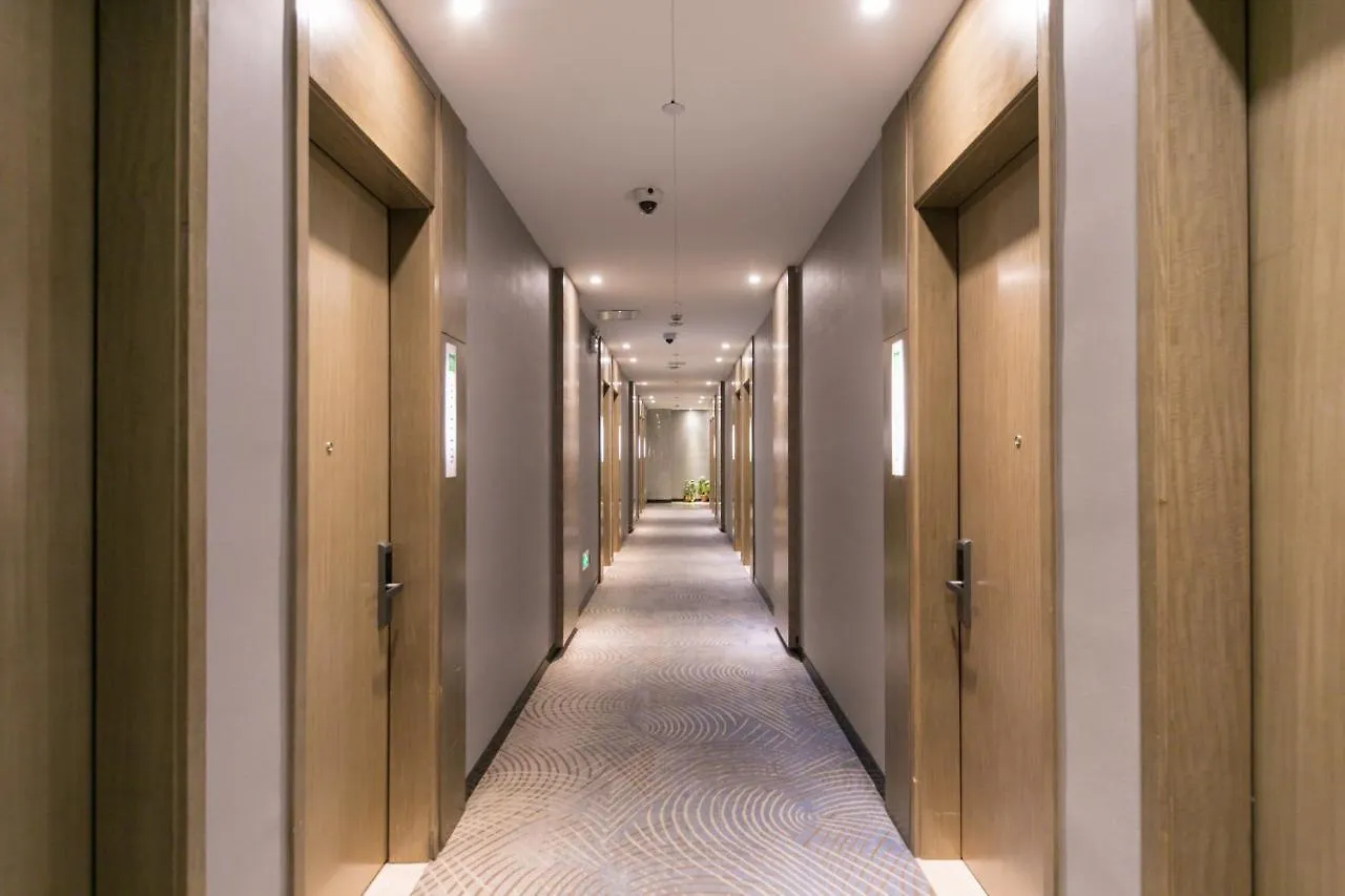 Ibis Styles Shanghai Hongqiao Airport