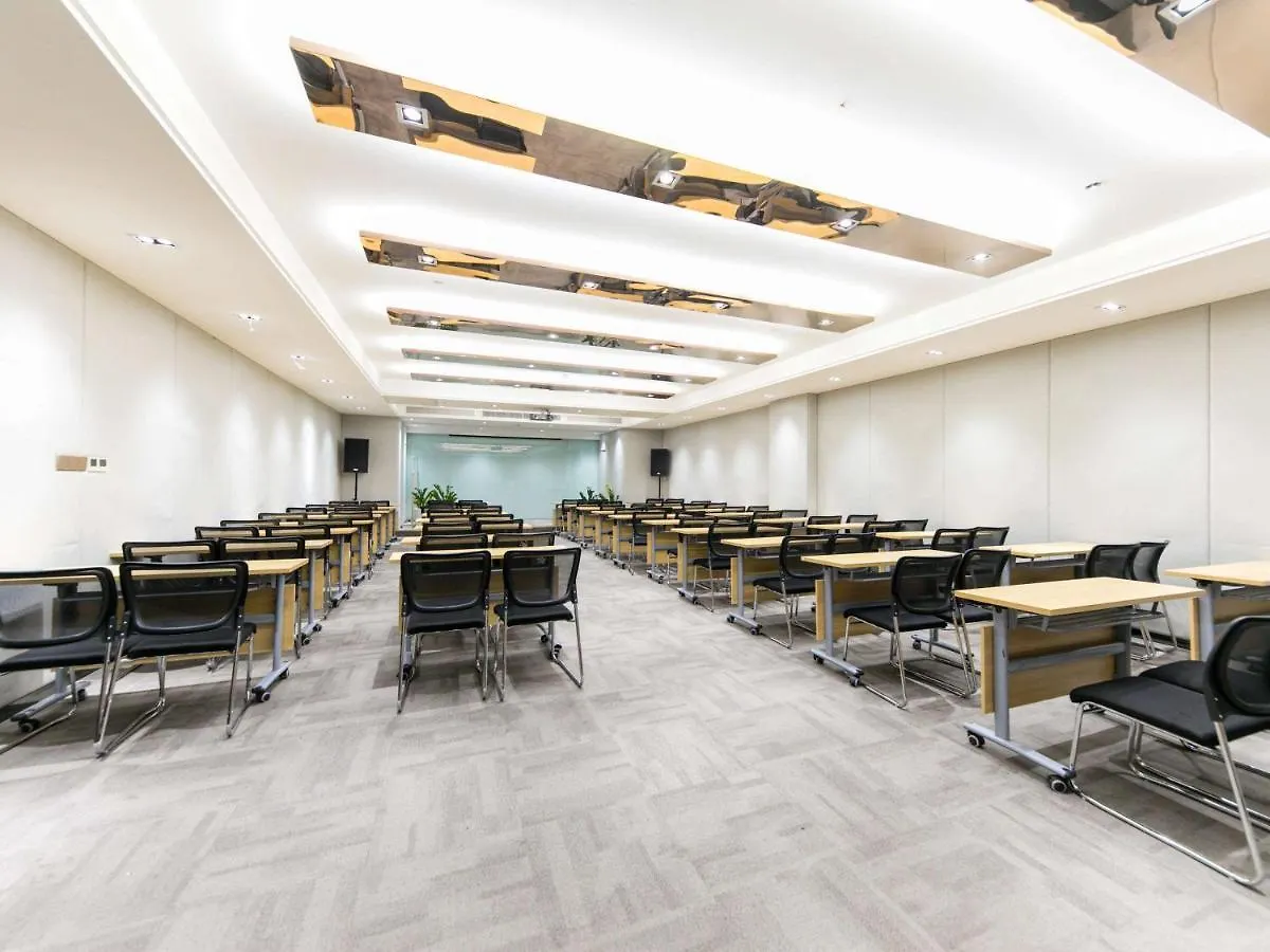 Hotel Ibis Styles Shanghai Hongqiao Airport